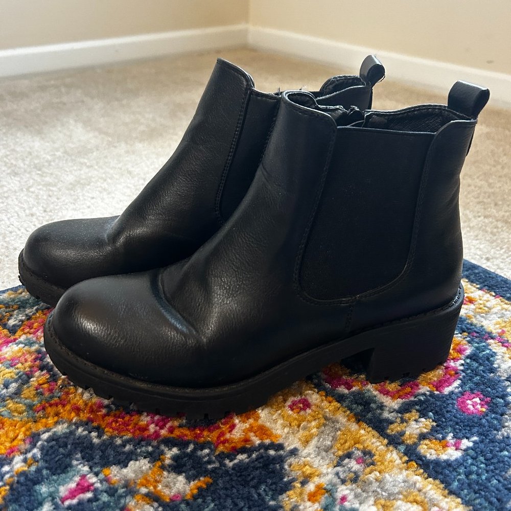 Nasty Gal Black Heeled Chelsea Boots
